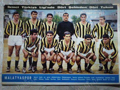 1967 MALATYASPOR  FUTBOL TAKIMI  Hayat Dergisi Orta Boy  Poster  24x16 cm