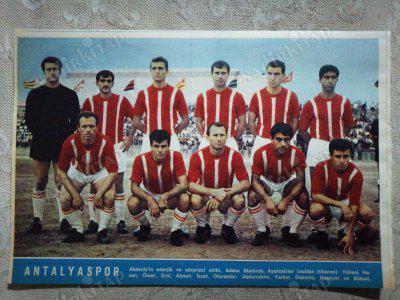 1967 ANTALYASPOR  FUTBOL TAKIMI  Hayat Dergisi Orta Boy  Poster  24x16 cm