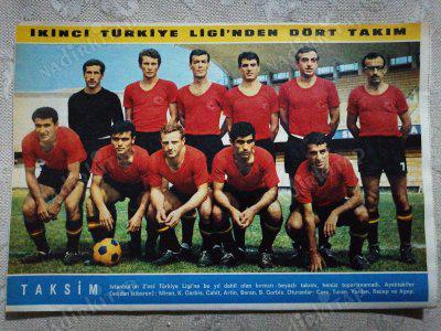 1967 TAKSİM  FUTBOL TAKIMI  Hayat Dergisi Orta Boy  Poster  24x16 cm