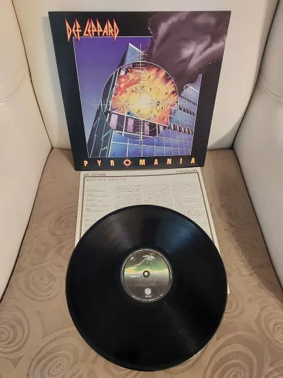 Def Leppard – Pyromania - 1983 Japonya Basım Albüm - 33 lük LP Plak