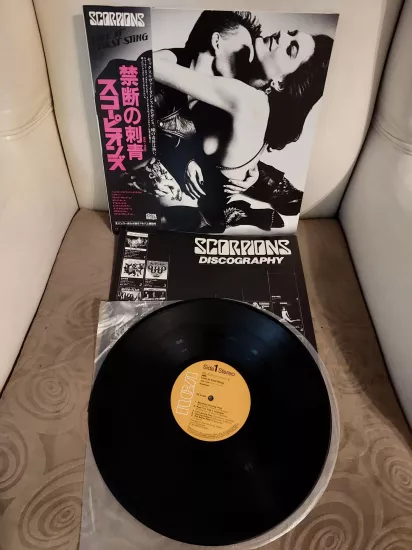 Scorpions – Love At First Sting - 1984 Japonya Basım Obili Albüm - 33 lük LP Plak