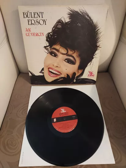 Bülent Ersoy Ak Güvercin - 1983 Türkiye Basım LP Plak Albüm