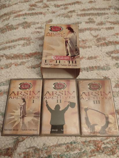 KUBAT - ARŞİV / ARCHIVES I-II-III - 3 Kaset Birarada - 2000 Türkiye Basım Kaset Albüm 2. EL