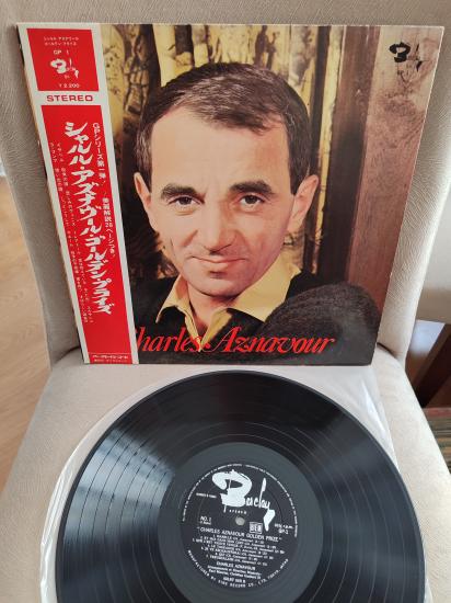 CHARLES AZNAVOUR - Golden Prize 1968 Japonya Basım LP Plak + Insert - Obi’li / La Boheme Bu albümde