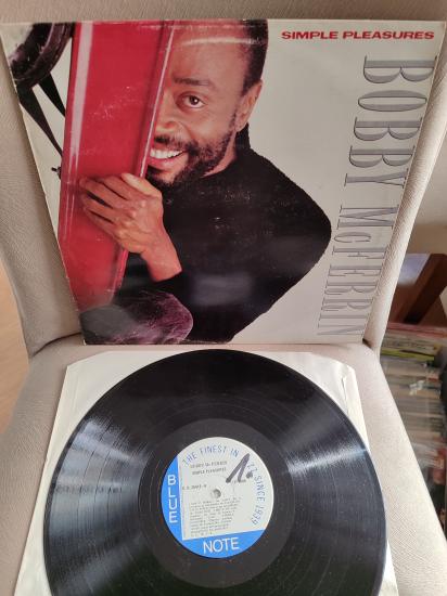 BOBBY MCFERRIN - SIMPLE PLEASURES - 1988 VENEZUELLA BASIM - 33 LÜK LP PLAK 2. el