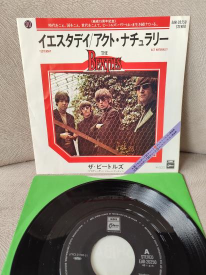 BEATLES - Yesterday / Act Naturally - 1970 Japonya Basım Nadir 45lik Plak