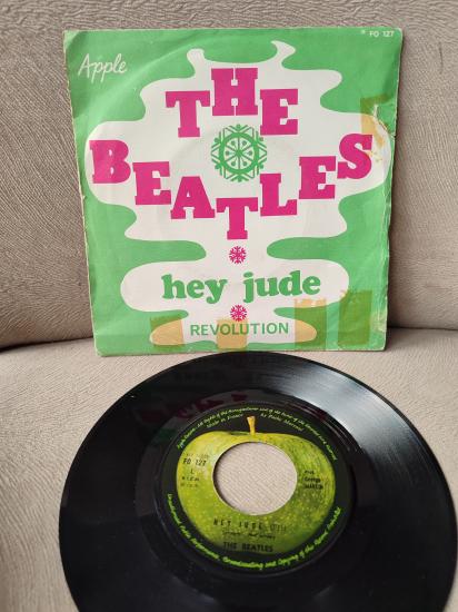 THE BEATLES  - Hey Jude / Revolution  1968 Fransa  Basım 45lik Plak
