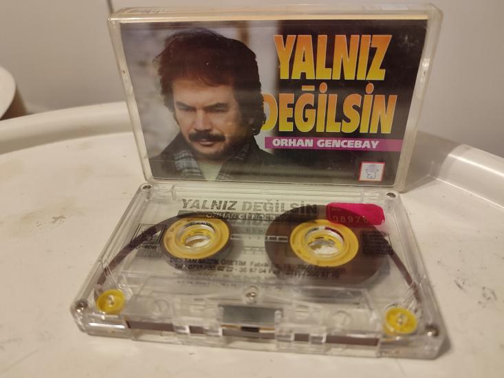 ORHAN GENCEBAY - Yalnız Değilsin - 1994 Almanya Basım  Nadir Kaset / Destan Müzik