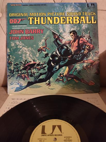 007 JAMES BOND  -Thunderball - 1976 Nadir Japonya  Basım LP Albüm Plak