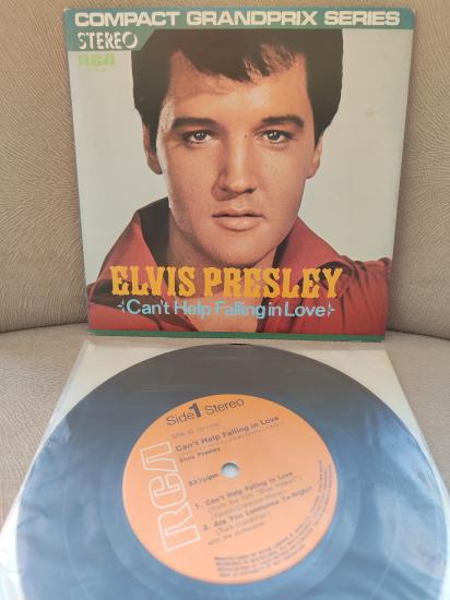 ELVIS PRESLEY - Can’t Help Falling in Love  - 1971 Japonya Basım 5 Parçalık EP Plak