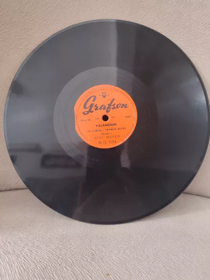 ZEKİ MÜREN - Yalancısın / Mazimi Unut - 78 Devir TAŞ PLAK