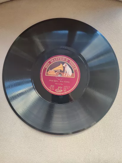 NEVRES BEY Şehnaz Taksim Ud ile / Niye Küstün - Hicaz Şarkı - 78 Devir TAŞ PLAK