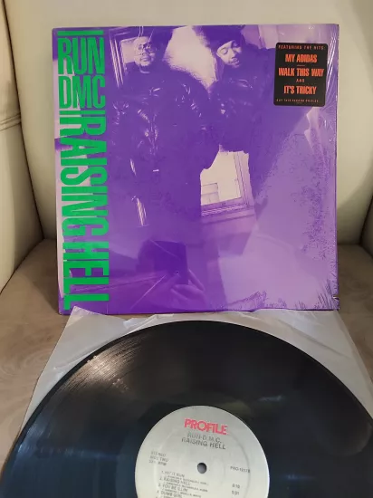 RUN DMC - Raising Hell - 1986 USA Basım  LP Plak Albüm