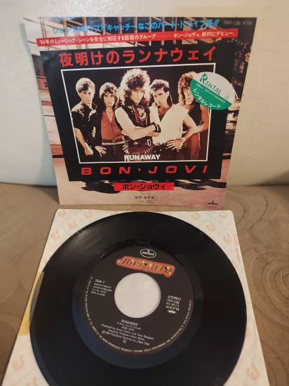BON JOVI - Run Away / Love Lies - 1984 Japonya  Basım 45’lik Plak 2.el