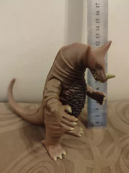 Bandai Ultra Monster Kaiju Gomora Figure - 2012 Yapım Orjinal Japon Canavar Figürü - Boy : 12 cm