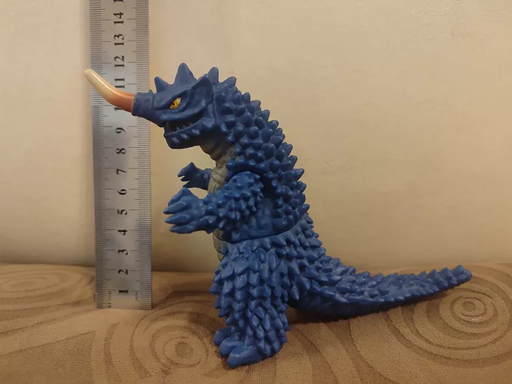 Bandai Ultra Monster Kaiju Gymaira Figure - 2013 Yapım Orjinal Japon Canavar Figürü - Boy : 12 cm