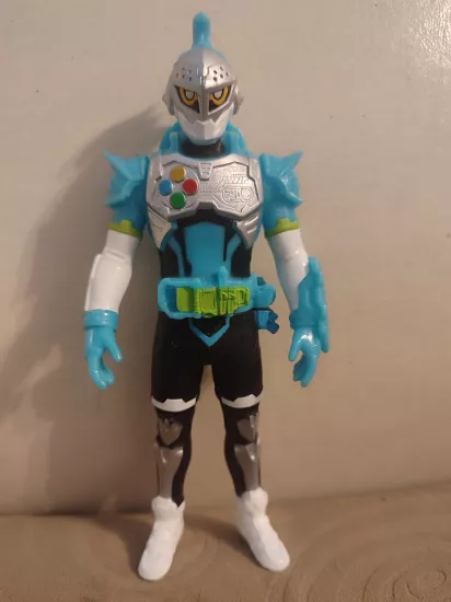 Kamen Rider Brave Quest Gamer - Orjinal 2016 Japon Yapım  Kahraman Figürü - Boy : 19 cm 2.e