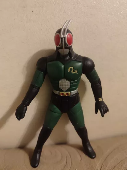 Yutaka Kamen Masked Rider Black Sofubi - Orjinal Japon Yapım  Kahraman Figürü - Boy : 13 cm 