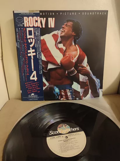 ROCKY IV - ORIGINAL SOUNDTRACK  - 1985 JAPONYA BASIM 33 LÜK ALBÜM LP PLAK - OBİ’Lİ 2.el