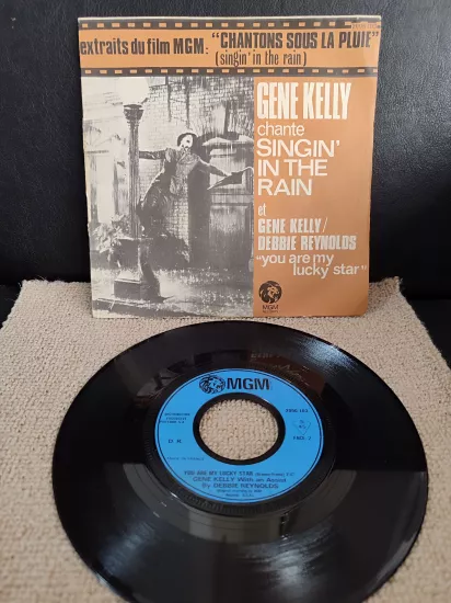 Gene Kelly / Debbie Reynolds - Singin’ In The Rain - 1972 Fransa Dönem Basım 45lik Plak