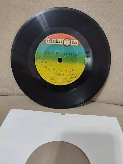 İbrahim Tatlıses - Sabuha / Ayrılık Kolay Değil - 1979 Türkiye Basım 45lik Plak - Dönem Basım