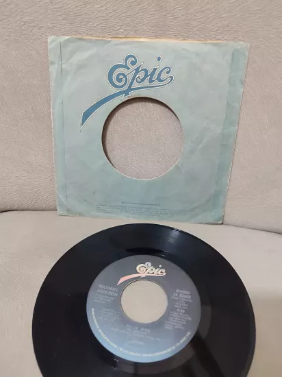 MICHAEL JACKSON -  Billie Jean - 1983 Kanada  Basım  45lik Plak - Firma Kapaklı