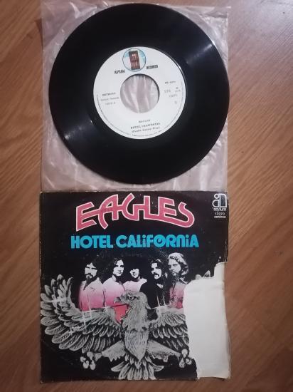 EAGLES -  Hotel California -1976 Portekiz Basım 45 lik Plak - AÇIKLAMAYI OKUYUNUZ