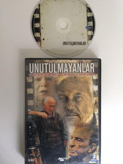 UNUTULMAYANLAR -GÖKSEL ARSOY - NEVRA SEREZLİ - ALTAN ERKEKLİ - HALDUN DORMEN - 112 DK - TÜRKİYE YAPIM - DVD FİLM