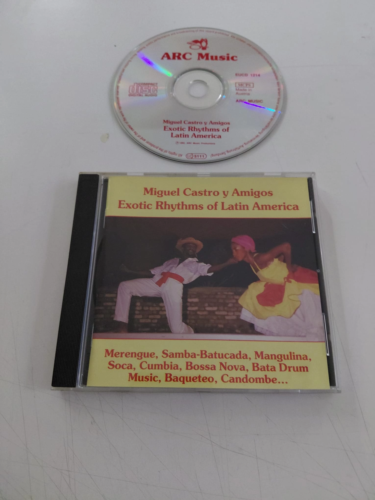 Miguel Castro Y Amigos – Exotic Rhythms Of Latin America – 1992  Avrupa  Basım - CD Albüm-2.el